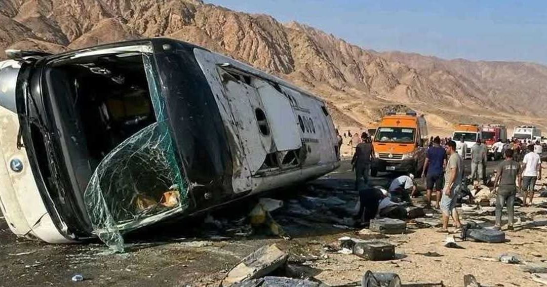وفاة 22 شخصاً في حادث سير مروع بجنوب سيناء المصرية