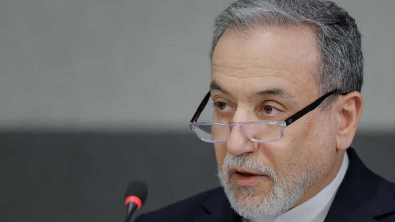 إيران تؤكد استمرار انتظارها ردا أمريكيا بشأن مقترح “الأيام السبعة”