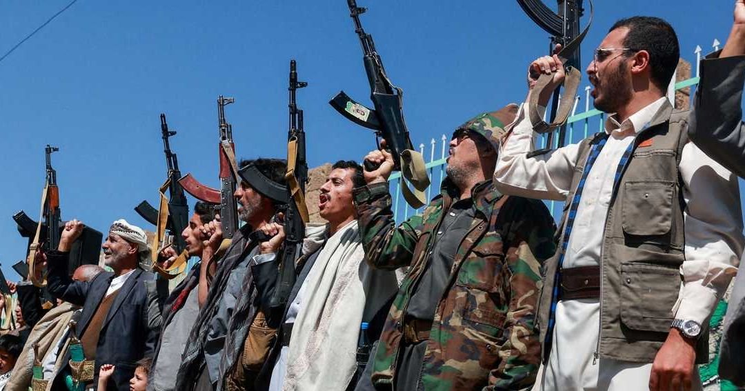 اتهامات للحوثيين باستخدام مواد سامة في تعز وسط مطالب بتحقيق دولي