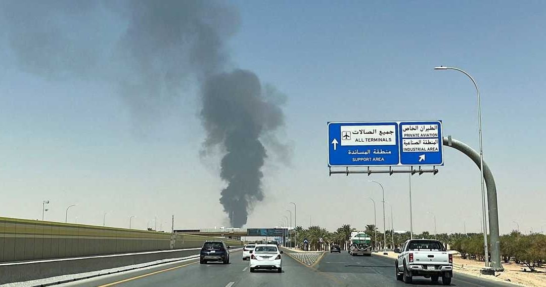 انفجارات في الرياض مع تصعيد الحوثيين لهجماتهم العسكرية